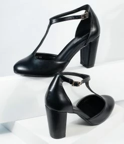 Unique Vintage Black Leatherette T-Strap Astaire Pumps