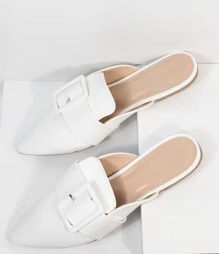 Legend Footwear (Wild Diva) Shoes Ivory Leatherette Buckle Mule Flats