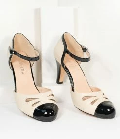 Demfon International (Chelsea Crew) 1950s Chelsea Crew Bone & Black Getty Heels