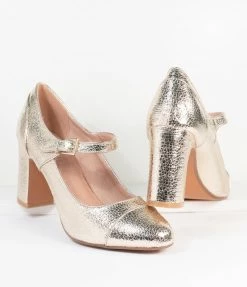Demfon International (Chelsea Crew) Chelsea Crew Metallic Textured Gold Orlando Heels 1950s