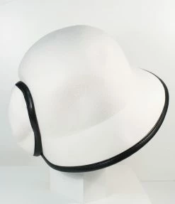 Unique Vintage White Wool Bow Cloche Hat 1950s