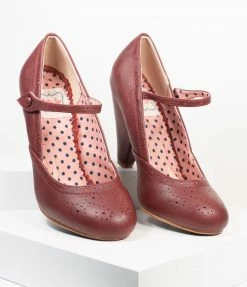 Ellie Shoes Bettie Page Burgundy Leatherette Elanor Heels 1950s