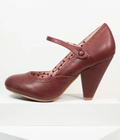 Ellie Shoes Bettie Page Burgundy Leatherette Elanor Heels 1950s