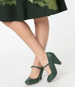 Ellie Shoes 1950s Bettie Page Green Leatherette Elanor Heels