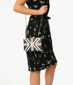 Ricki Designs 1960s Retro Style Black & White Chevron Wood & Resin Hard Clutch