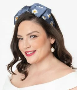 East Egg 1960s Blue Daisy Bow Headband