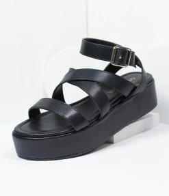 In Touch Footwear 1980s & 1990s Black Leatherette Platform Sandals