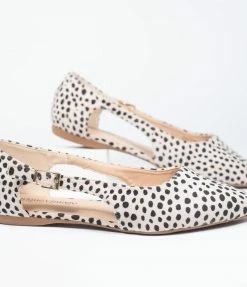 Unique Vintage Cheetah Print Suede Flats