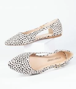 Unique Vintage Cheetah Print Suede Flats