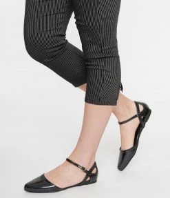 Unique Vintage Black Glitter Libby Flats