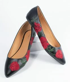 East Lion (Qupid) Black & Red Embroidered Florals Leatherette Flats Shoes