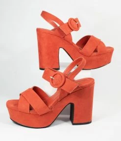 East Lion (Qupid) 1970s Brick Red Suede Platform Heel Evie Sandals