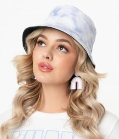FAME Accessories 1980s & 1990s Blue Tie Dye Bucket Hat