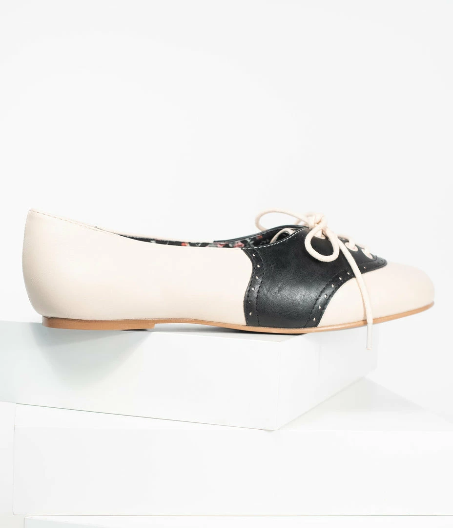 Ellie Shoes Bettie Page Retro Cream & Black Halle Oxford Saddle Shoes 1950s
