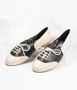 Ellie Shoes Bettie Page Retro Cream & Black Halle Oxford Saddle Shoes 1950s