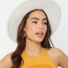 Queens Accessories White Panama Wide Brim Hat