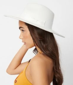 Queens Accessories White Panama Wide Brim Hat