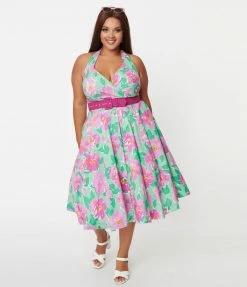 Unique Vintage Plus Size Green & Lilac Floral Print Tarrytown Hostess Dress
