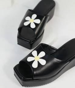 MCLC Shoes Black & Daisy Bloom Sirena Mules