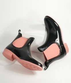 Shoe Shoe Train 1980s & 1990s Black & Pink Rain Boots