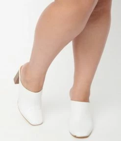 OUR LOVE LETTER INC White Leatherette Mule Heels 1970s