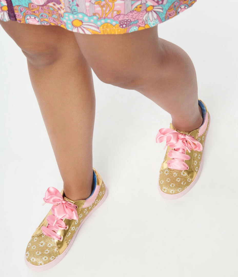 Design Asylum Manufacturing (HK) Limited (Irregular Choice Shoes) 1980s & 1990s Irregular Choice Gold Glitter & White Daisy Sneakers