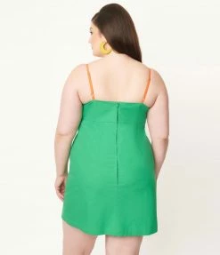 Smak Parlour Plus Size Green & Orange Floral Darling Daisy Mini Dress