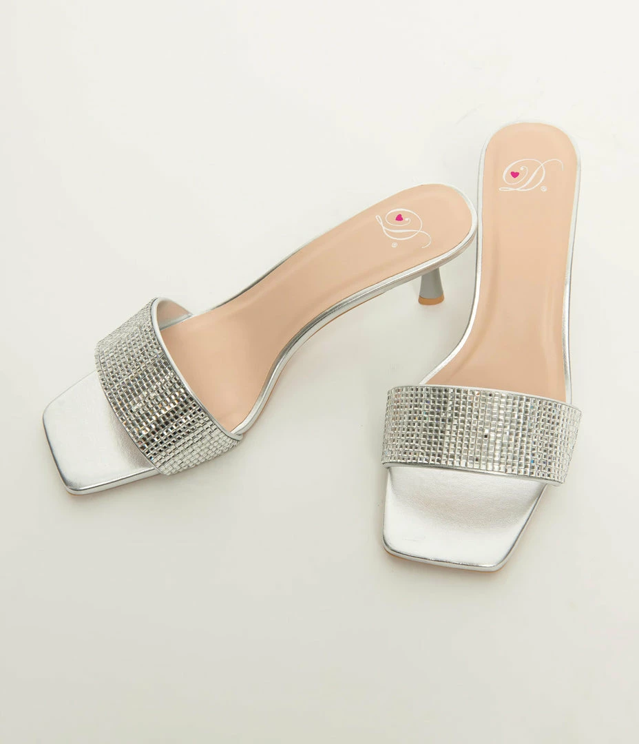 Fortune Dynamic 1960s Silver Gemstone Slip On Kitten Heels