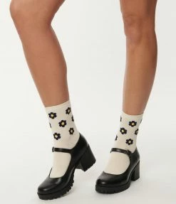 Ana Accessories Cream & Navy Daisy Crew Socks