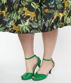 Unique Vintage Green Crocodile Peep Toe Heels