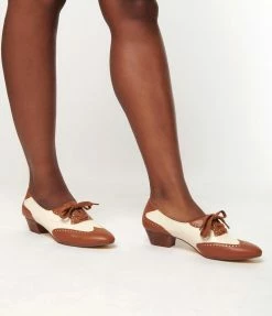 1950s Chelsea Crew Tan & Bone Saddle Shoe Heels