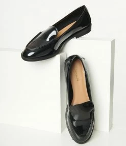 December Shoes Vintage Style Black Patent Leatherette Loafers