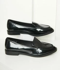December Shoes Vintage Style Black Patent Leatherette Loafers
