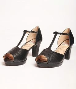 Ellie Shoes 1950s Bettie Page Black Leatherette Frannie Peep Toe Heels
