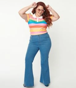 1970s Unique Vintage Plus Size Blue Denim Rainbow Embroidered Jeans