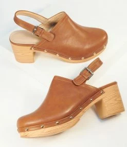 In Touch Footwear 1970s Brown Leatherette Clog