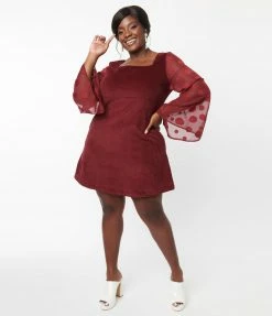 Smak Parlour Plus Size Burgundy Floral Sleeve Mini Dress