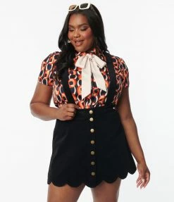 Smak Parlour Plus Size Navy & Red Chain Print Power Play Blouse Tops