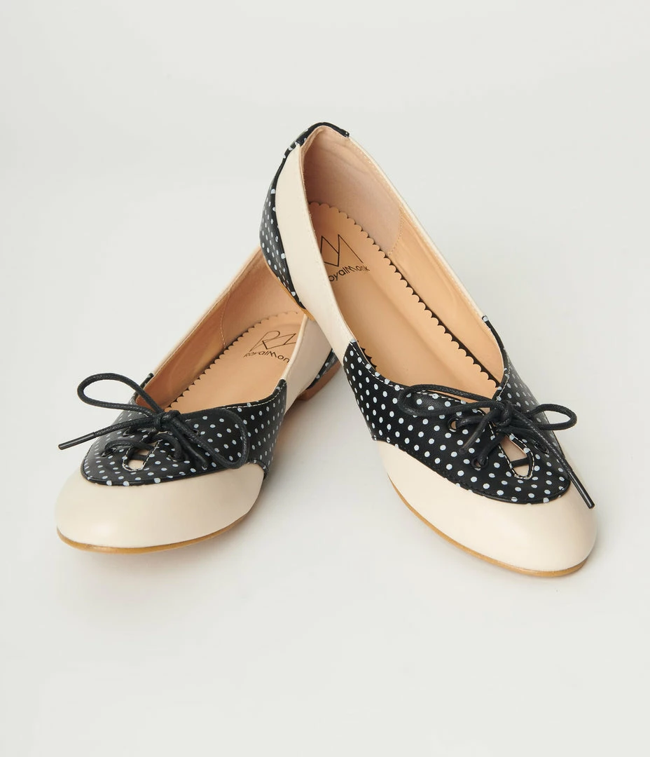 Lifestyle Group (UK) Ltd Cream & Black Dotted Spectator Saddle Flats 1950s