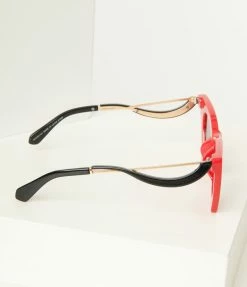 AJ Morgan Eyewear (B2B Wholesale) Red Intergalactic Cat Eye Sunglasses 1960s