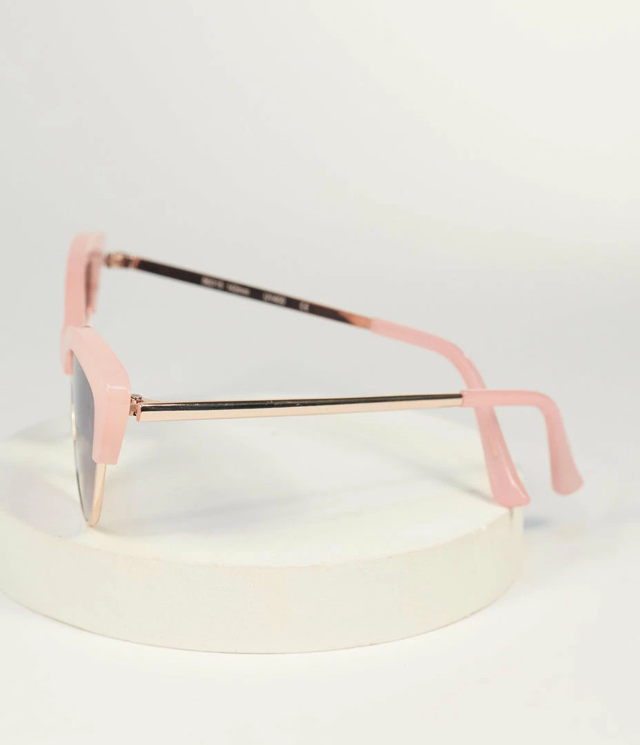 Lucent Product Inc. Pink Top Frame Cat Eye Sunglasses 1950s