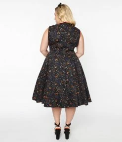 Lifestyle Group (UK) Ltd 1950s Plus Size Black & All Hallows Print Swing Dress
