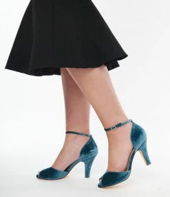 Demfon International (Chelsea Crew) Chelsea Crew Teal Blue Velvet Lola Pumps