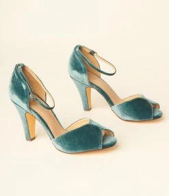 Demfon International (Chelsea Crew) Chelsea Crew Teal Blue Velvet Lola Pumps