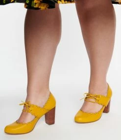 Demfon International (Chelsea Crew) 1930s & 1940s Chelsea Crew Mustard Yellow Mary Jane Oscar Heels