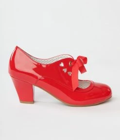 Pleaser Vintage Red Patent Leatherette Wiggle Bow Heels
