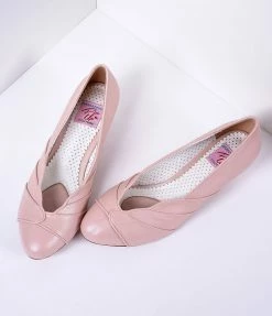 Pleaser Blush Pink Faux Leather Scalloped Kitten Heel Shoes